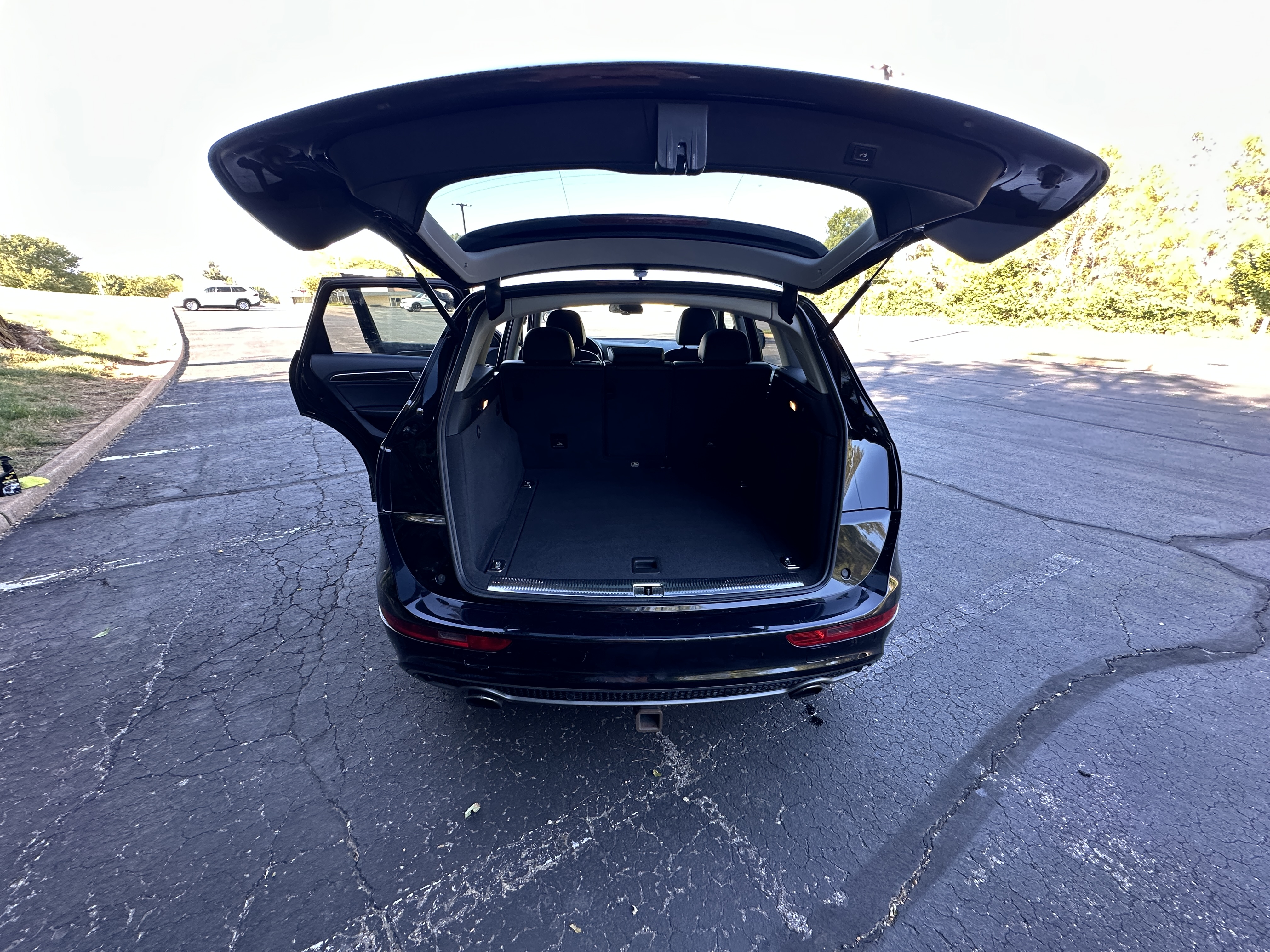 Car photo